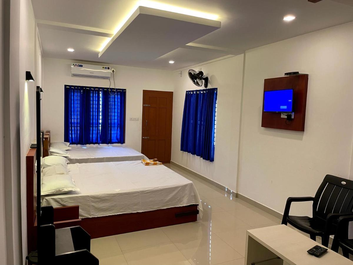 Dakshinakasi Guest House Thirunelly Ngoại thất bức ảnh