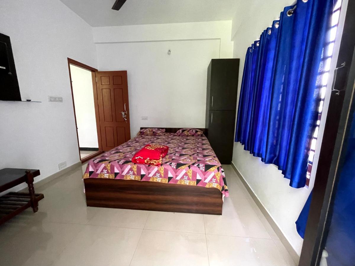 Dakshinakasi Guest House Thirunelly Ngoại thất bức ảnh